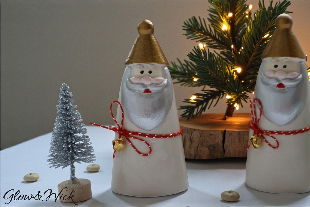 mini_auriel_ Mini Auriel – figurka Mikołaja w złotej czapce - obrazek 1